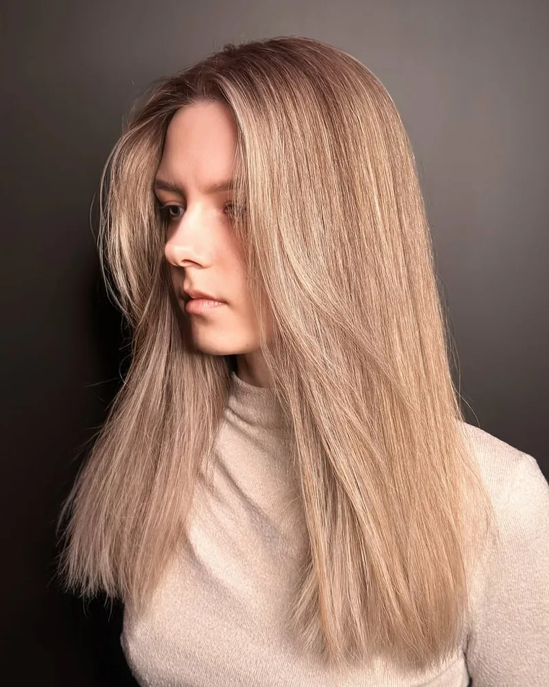 Hair coloring sandy blonde — Cemra beauty studio Vilnius